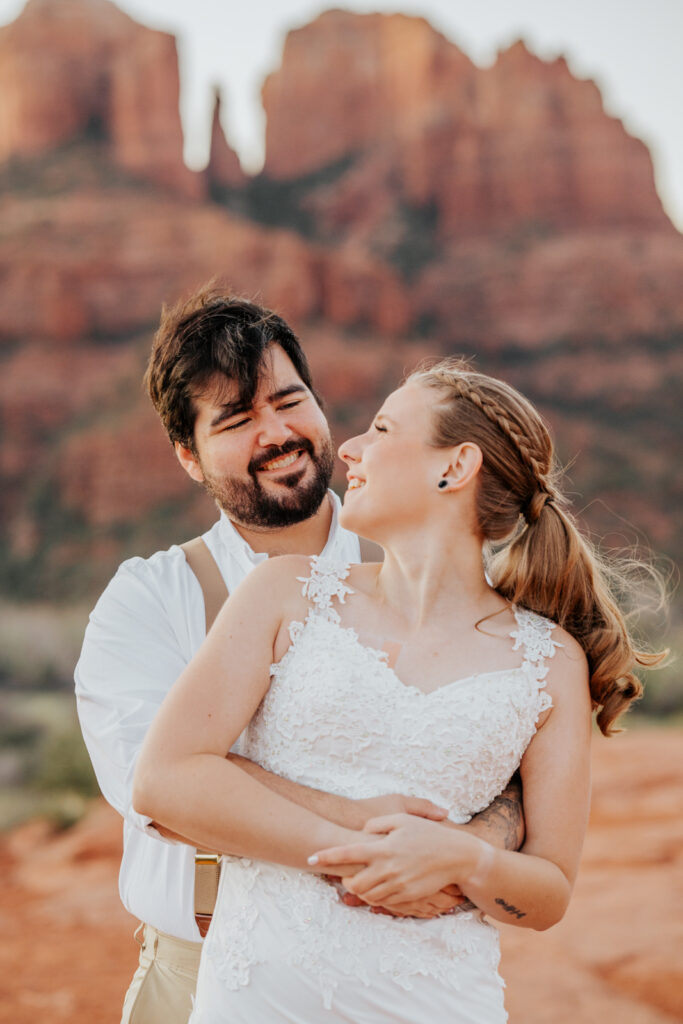 Guide to Engagement Photos in Sedona